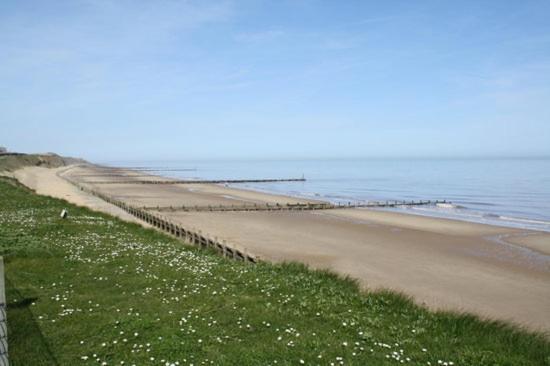 The Cliff Top Inn Bacton (Norfolk) Exterior foto